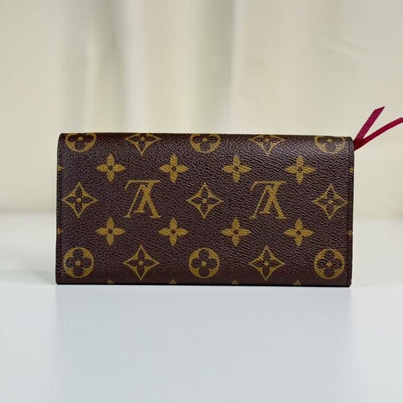 Louis Vuitton Monogram Canvas Wallet with Classic LV Pattern and Red Button - Picture 2 of 8